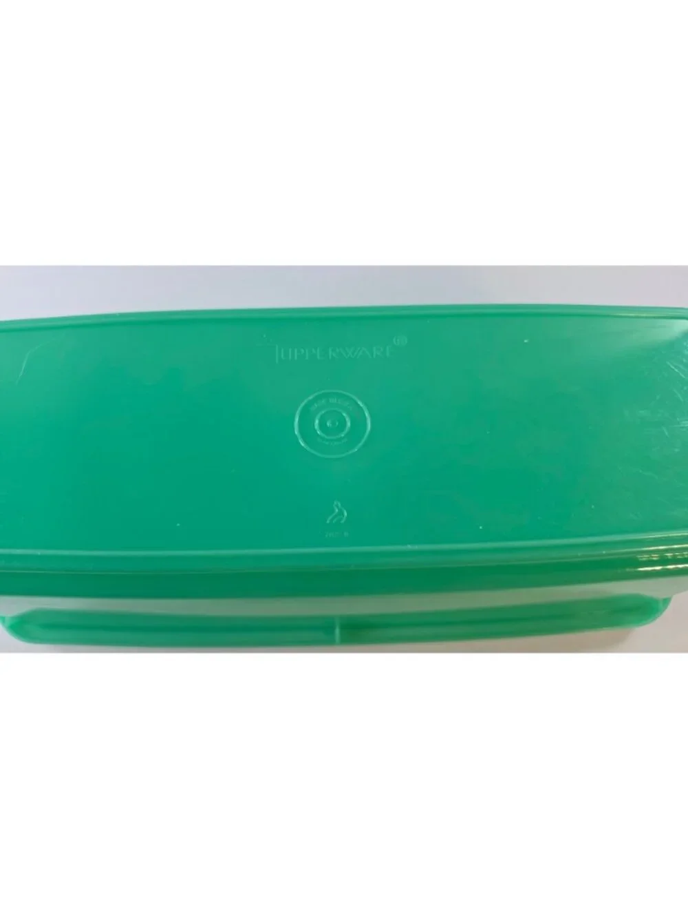 VINTAGE GREEN TUPPERWARE CELERY VEGETABLE KEEPER 3 PC 782 VEGGIE SEAL LID